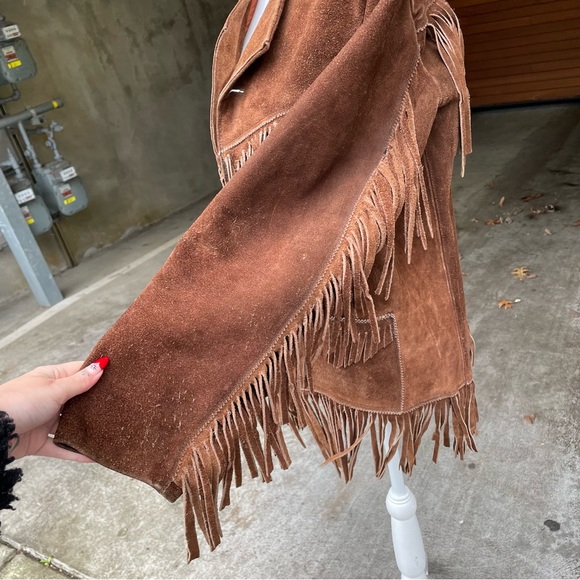 Vintage 70s Brown Suede Western Fringe Jacket - Picture 3 of 11